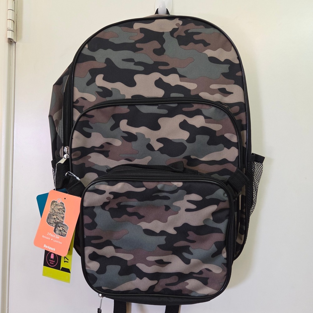 Wonder Nation 17 Inch Camouflage Backpack and Lunch Box 2 Piece Set NWT